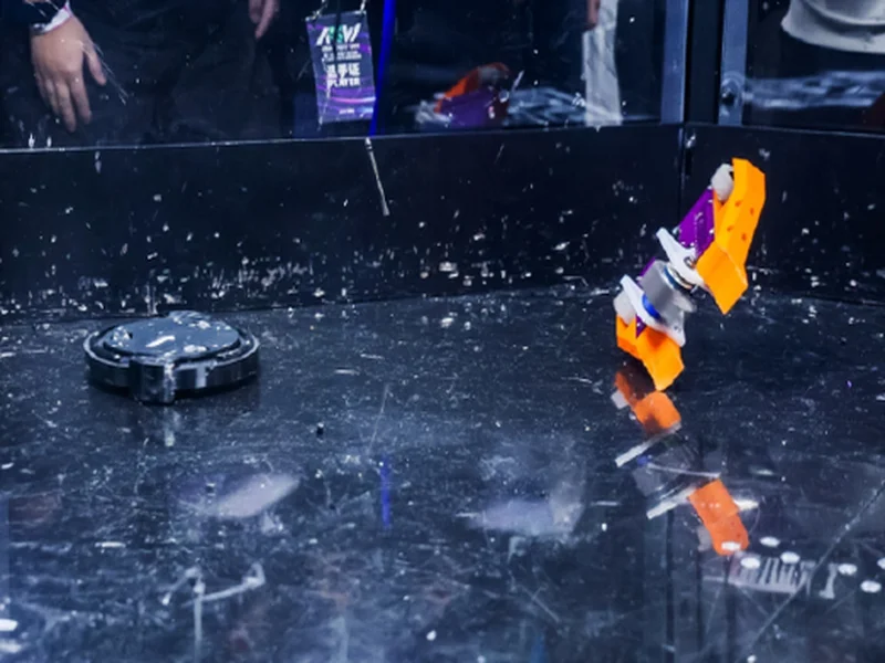 机器人格斗轰鸣2025AEW，RFT极智战甲大赛收官